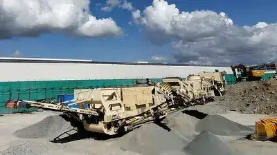 مشروع تكسير متنقل لإنشاء الطرق والجسور في يونفو، قوانغدونغ (300 طن/ساعة)