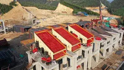 غربال اهتزازي مستخدم في مشروع الركام لشركة Hongsheng في تشينغيوان، قوانغدونغ